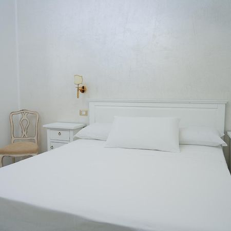 מלון סלרנו La Casa In Centro מראה חיצוני תמונה